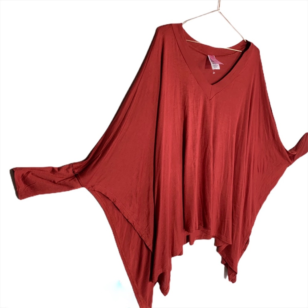 Blushing Heart Light Poncho Top with Sleev…